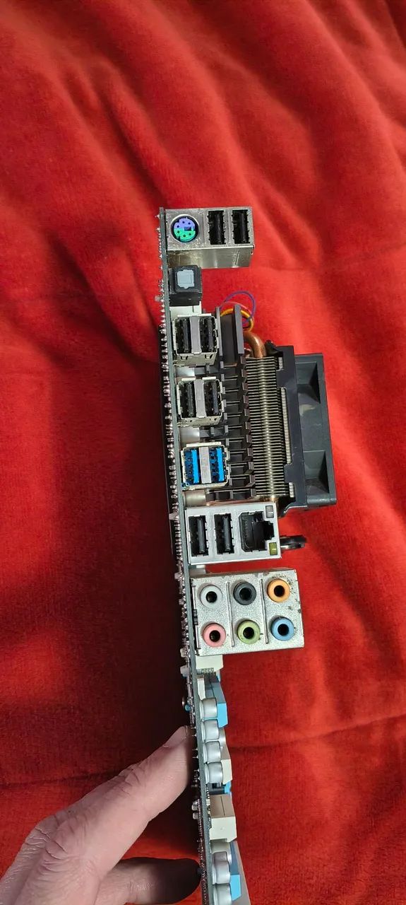 AMD FX-8120 + Gigabyte GA-970A-D3 AM3+ - Placa com<br><br>Defeito - Foto 2