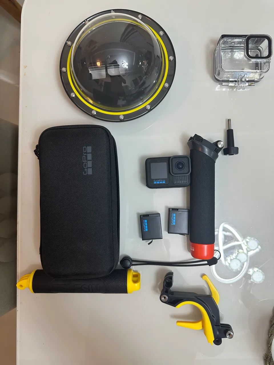 Vendo Câmera Go Pro 13 Semi Nova Utilizada em uma única ocasião 