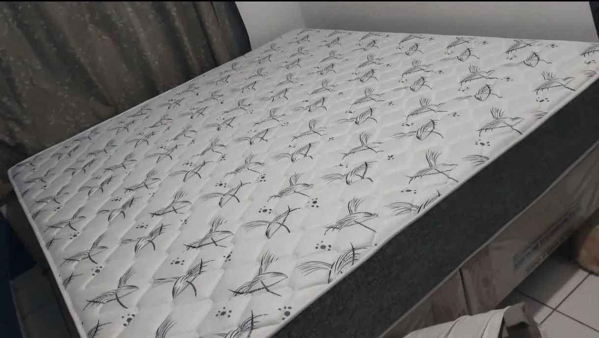 Vendo cama super king com cabeceira  - Foto 2