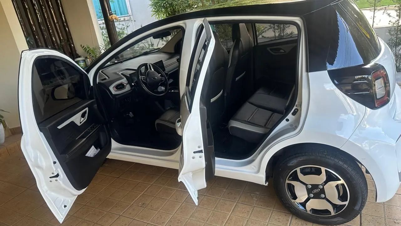 JAC E-JS1 62cv 5P Aut. (elétrico) 2023 - Foto 2