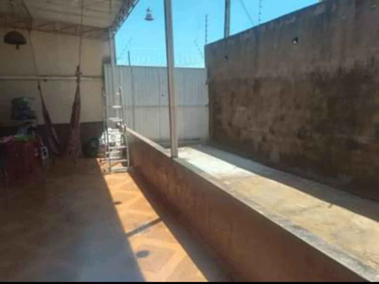 Vendo casa comercial, ótima localização  - Foto 4
