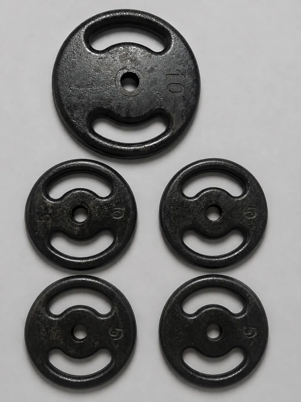 Anilhas de ferro pintadas de preto