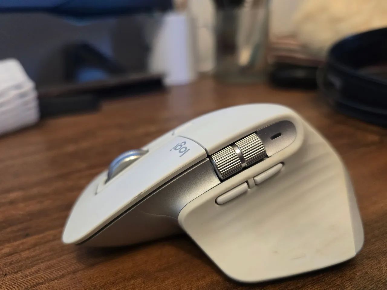 Mouse logitech mx master 3 - Foto 2
