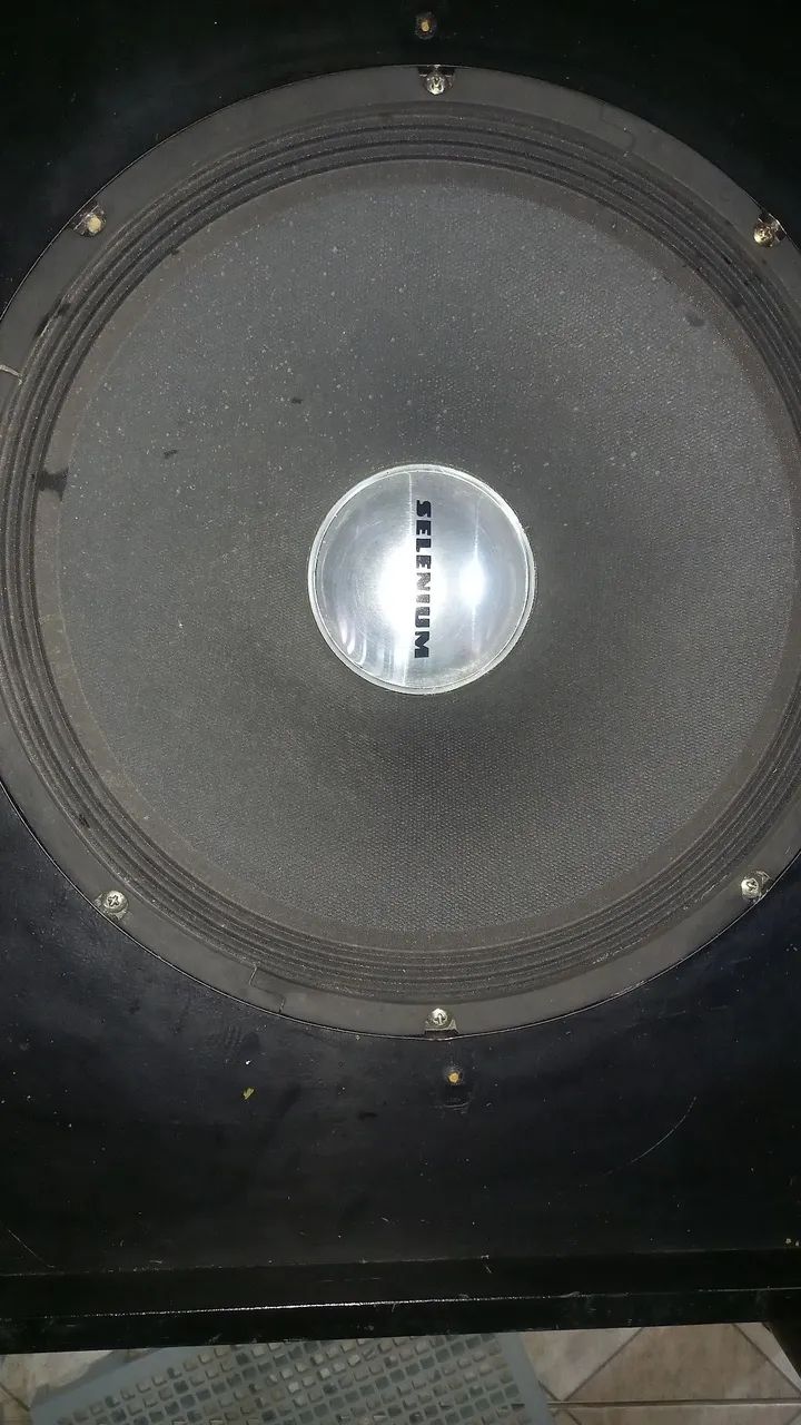 Auto falantes seleniun jbl 15 polegadas 250w rms  15pw3 - Foto 2