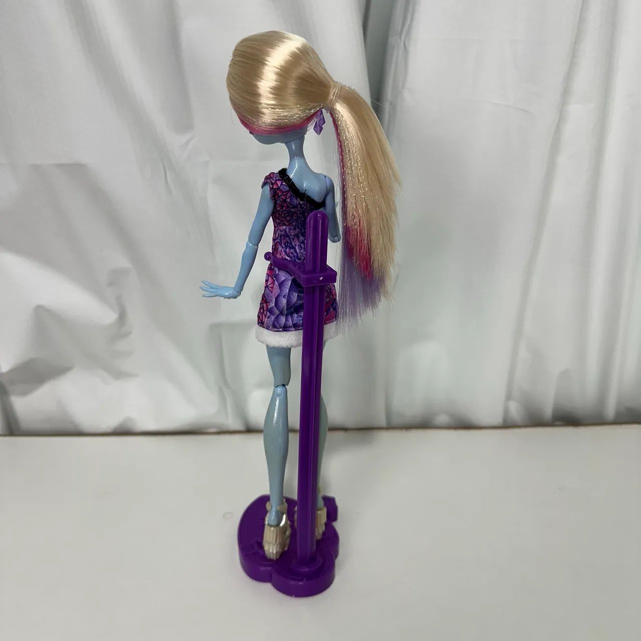 Abbey Scaris Incompleta Boneca Monster High - Foto 3
