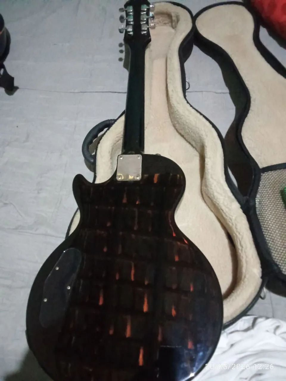 Guitarra Las Paul perfeita sim impecável  - Foto 3