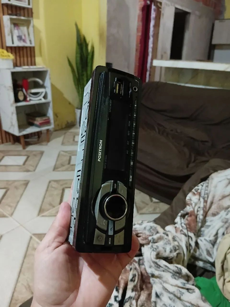 Vendo esse som de carro 
