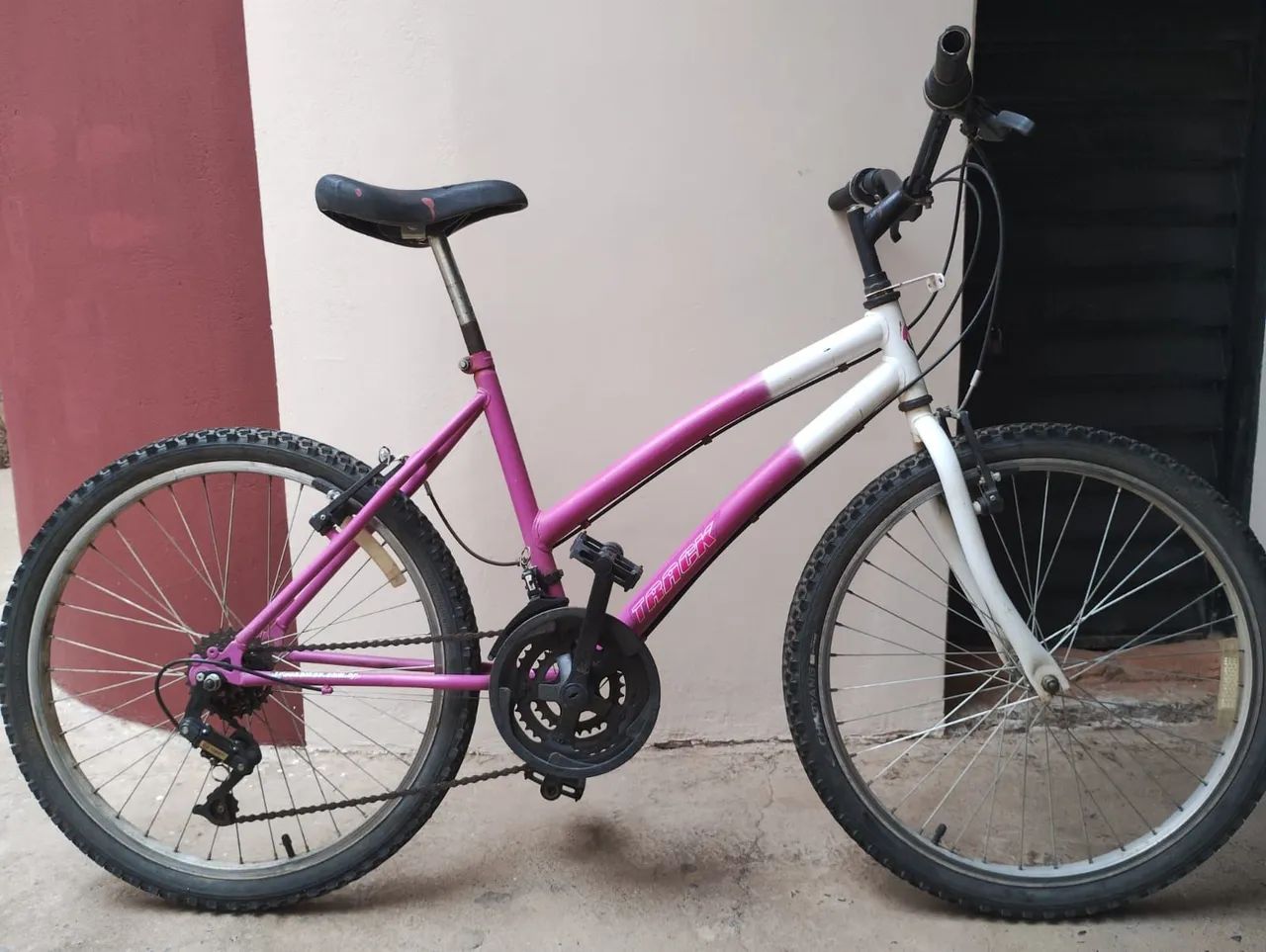 Bicicleta Rosa da Track - Foto 3