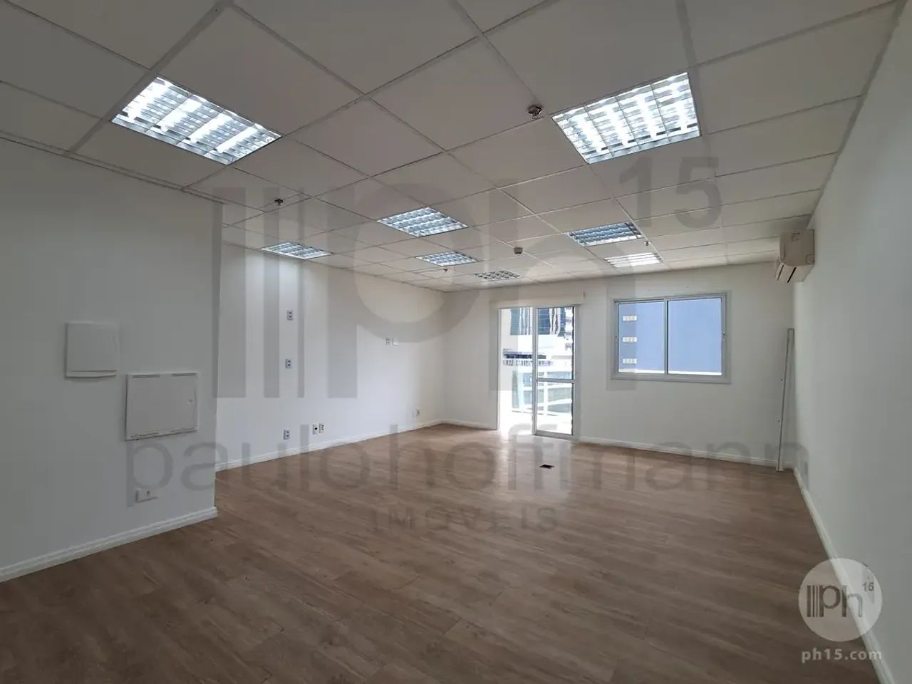 Sala comercial na Berrini excelente localização, prédio novo!