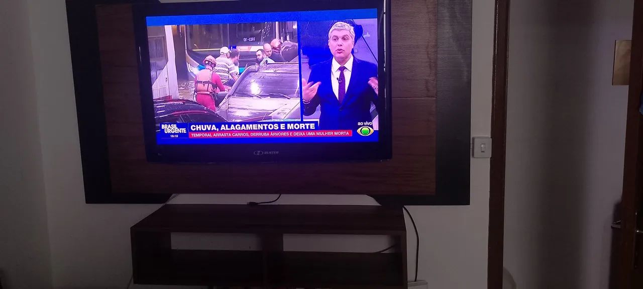 Tv + rack