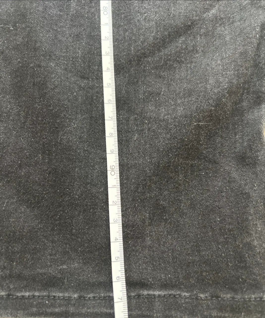 CALÇA JEANS PRETA GUESS ORIGINAL - Foto 5