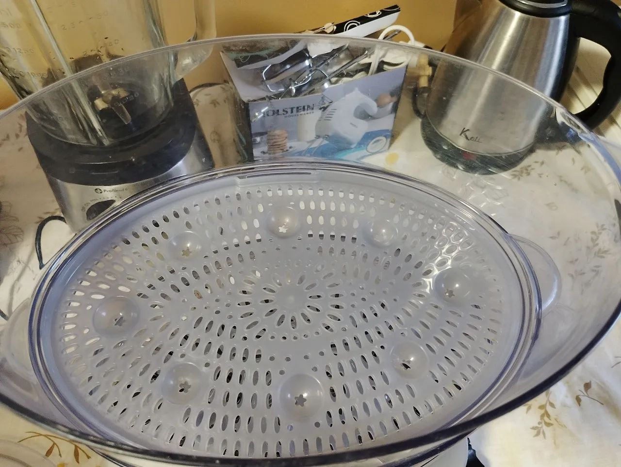 VENDO LIQUIDIFICADOR PROFESIONAL, BATIDORA  ELECTRICA, CAFETERA, MÁQUINA PARA FAZER PÃO,. - Foto 6
