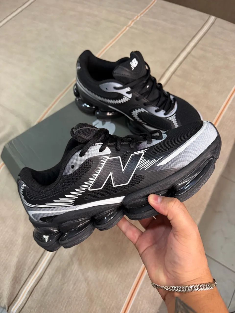 New balance ABZORB 2000