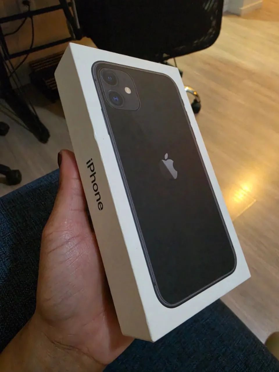 Iphone 11 64gb preto com caixa