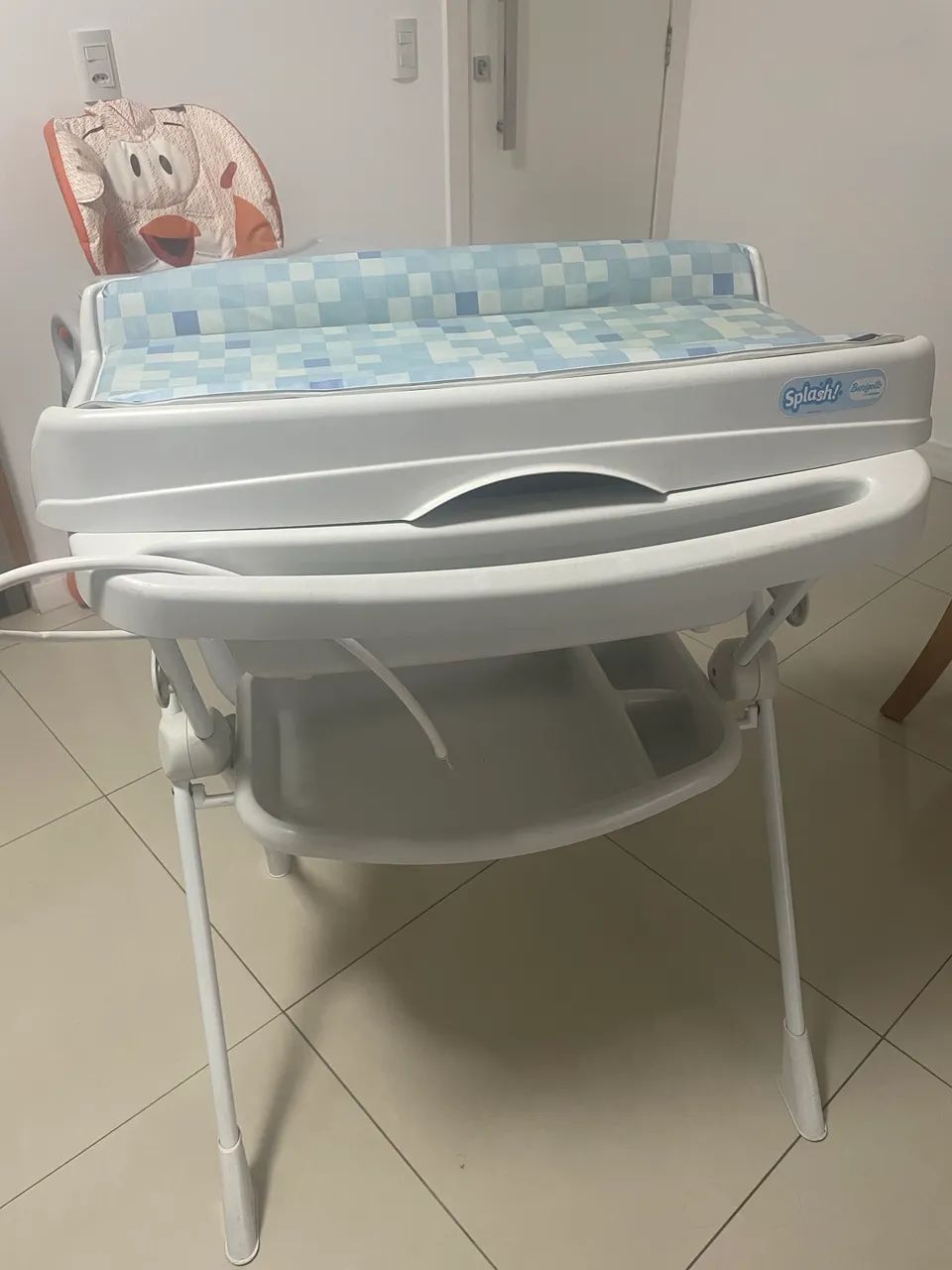 Banheira com trocador 