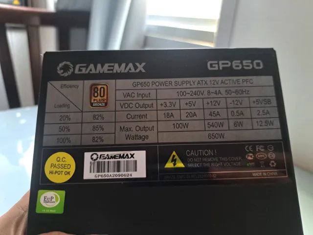 Fonte Gamer GameMax GP650 650W - 80 Plus Bronze - Foto 2