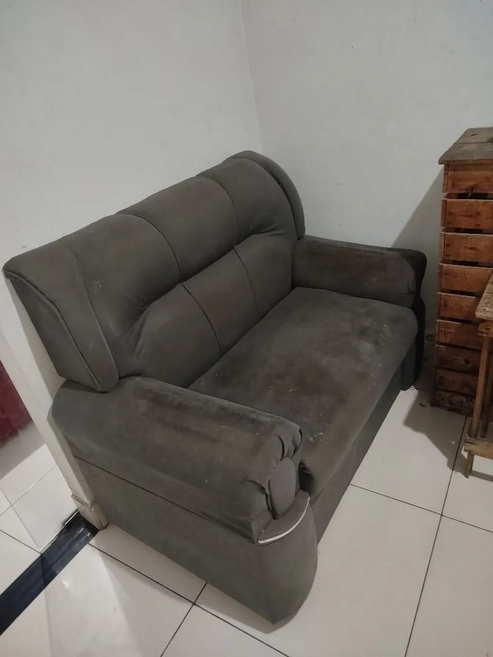 SOFÁ DE DOIS LUGARES - USADO - Foto 2
