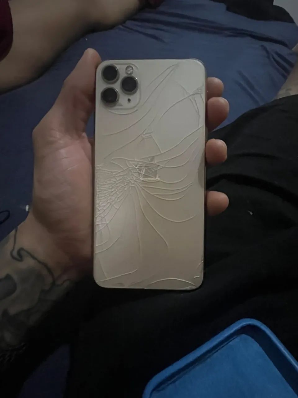 IPHONE 11 PRO MAX  - Foto 4