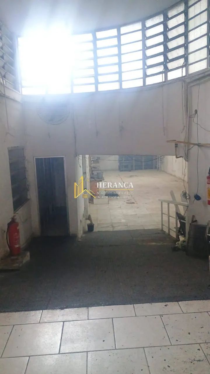 Excelente Oportunidade Comercial em Cascadura  Loja + Galpão com 177m² - Foto 2