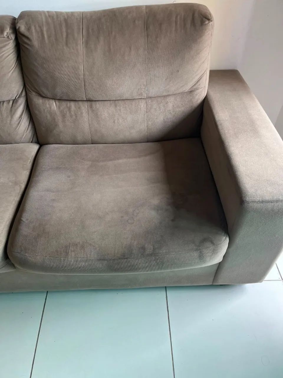 sofá 3 lugares - Foto 3