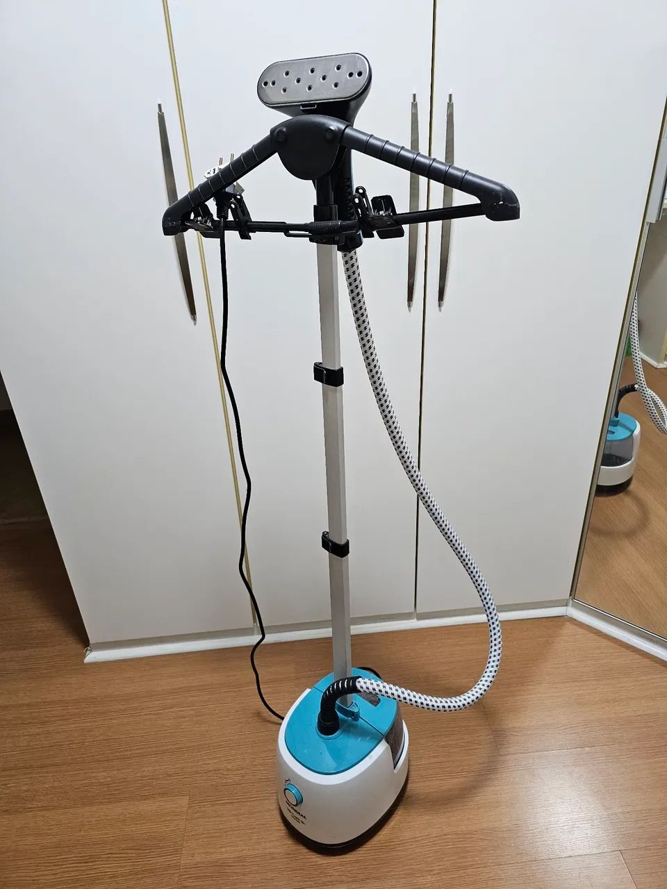 Ferro a vapor vertical 