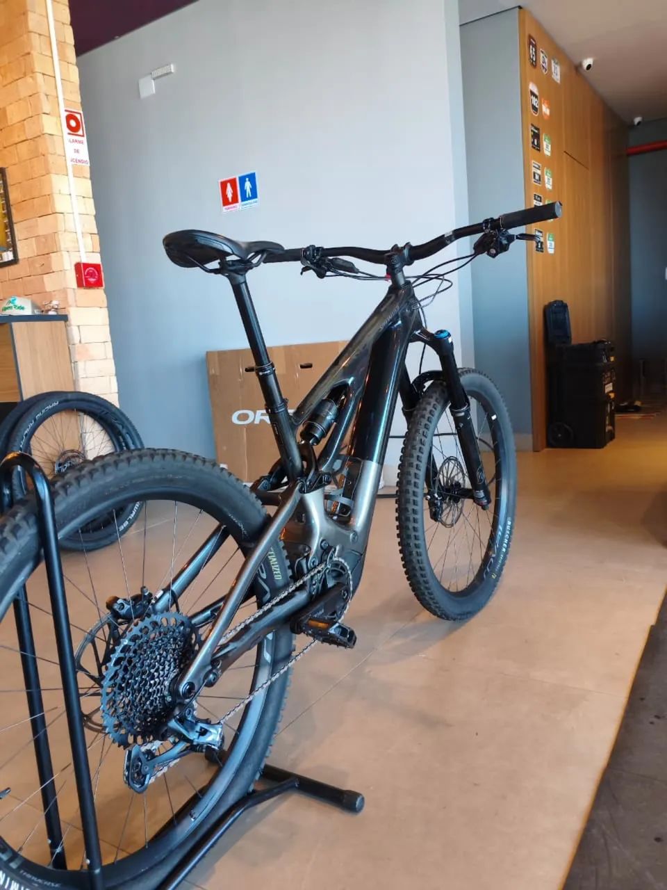 Specialized turbo g3 levo expert tamanho S3  - Foto 3