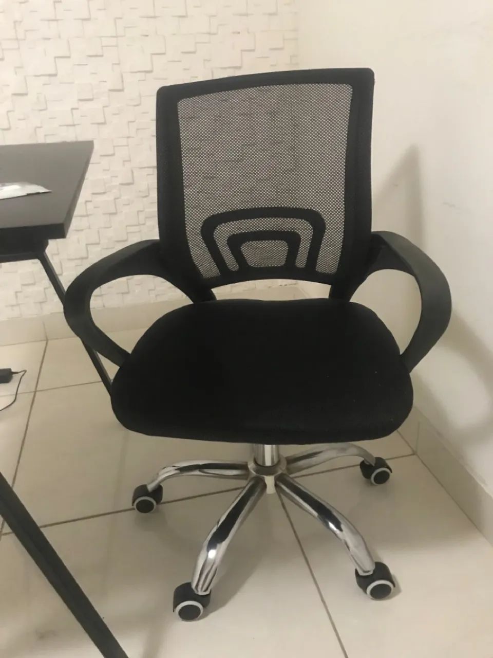 CONJUNTO MESA + CADEIRA PARA ESCRITÓRIO/HOME OFFICE  - Foto 4