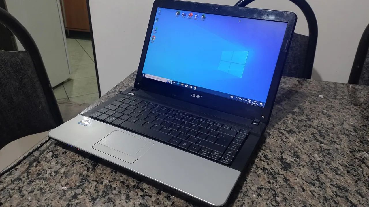 Notebook Acer i3 3110 de 2.4 ghz c SSD 120gb 8gb Ram