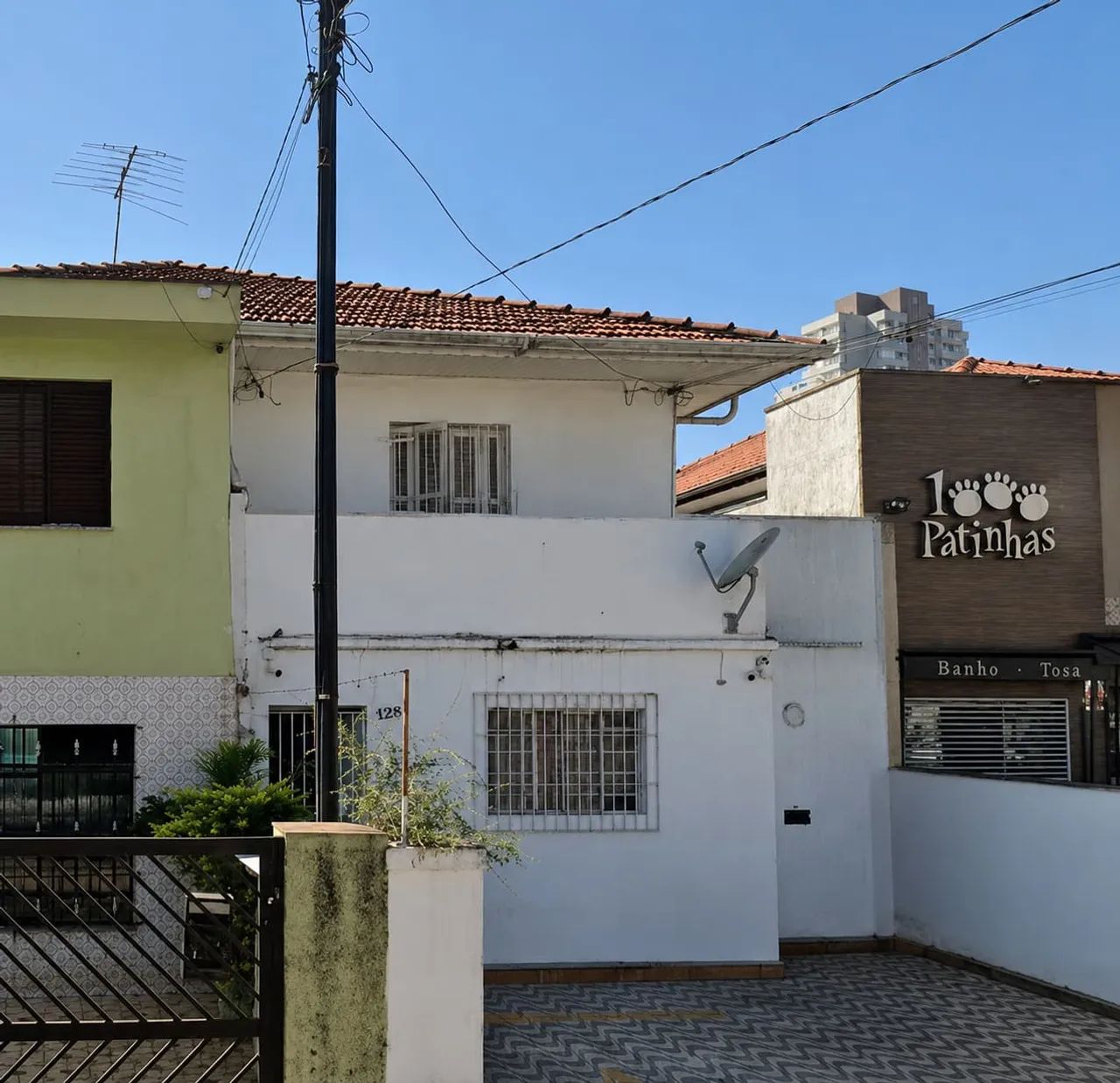 Casa comercial na Rua Simas Pimenta, 123  240 m²