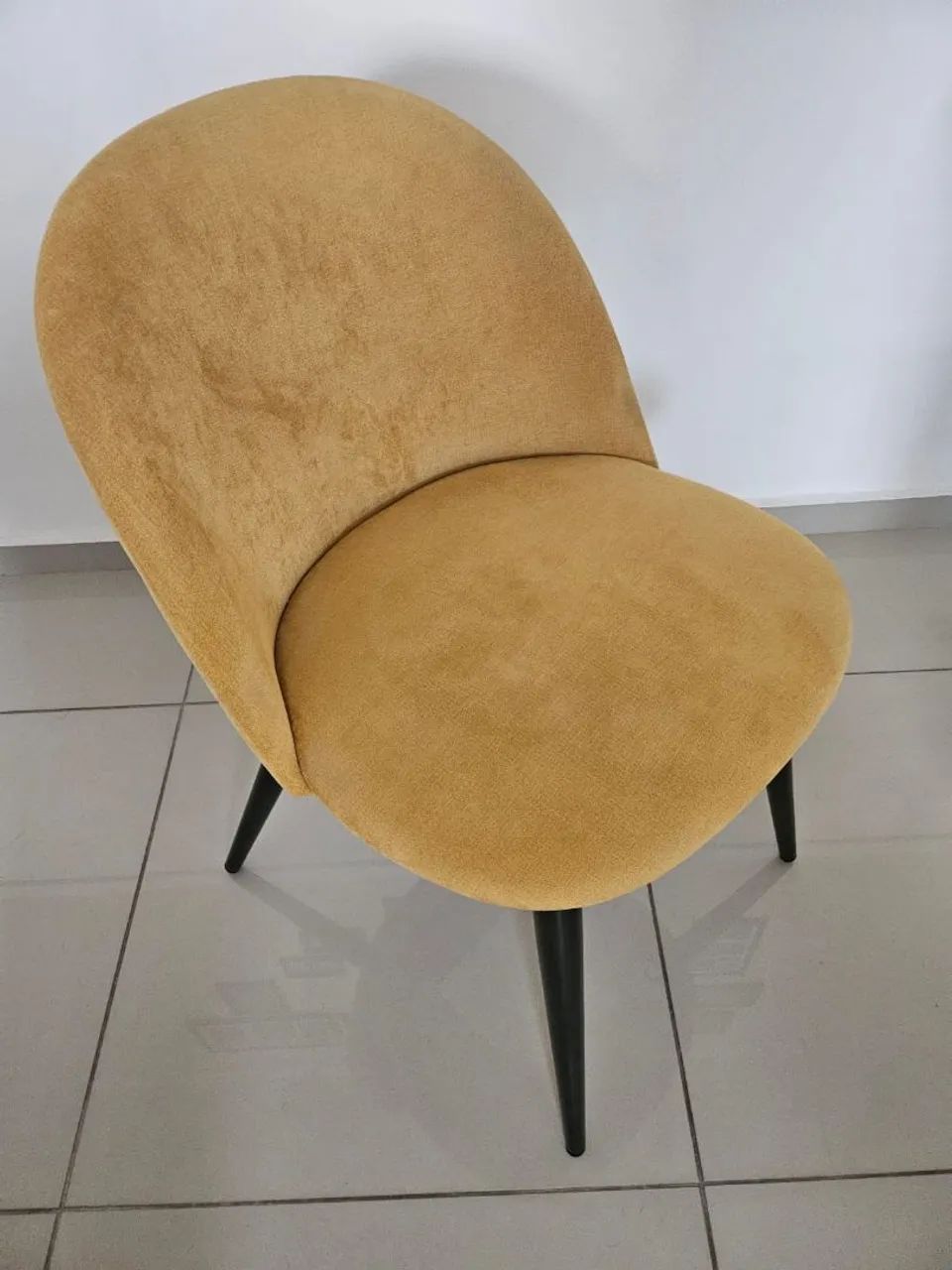 Mesa de jantar com 4 cadeiras almofadas - Foto 2