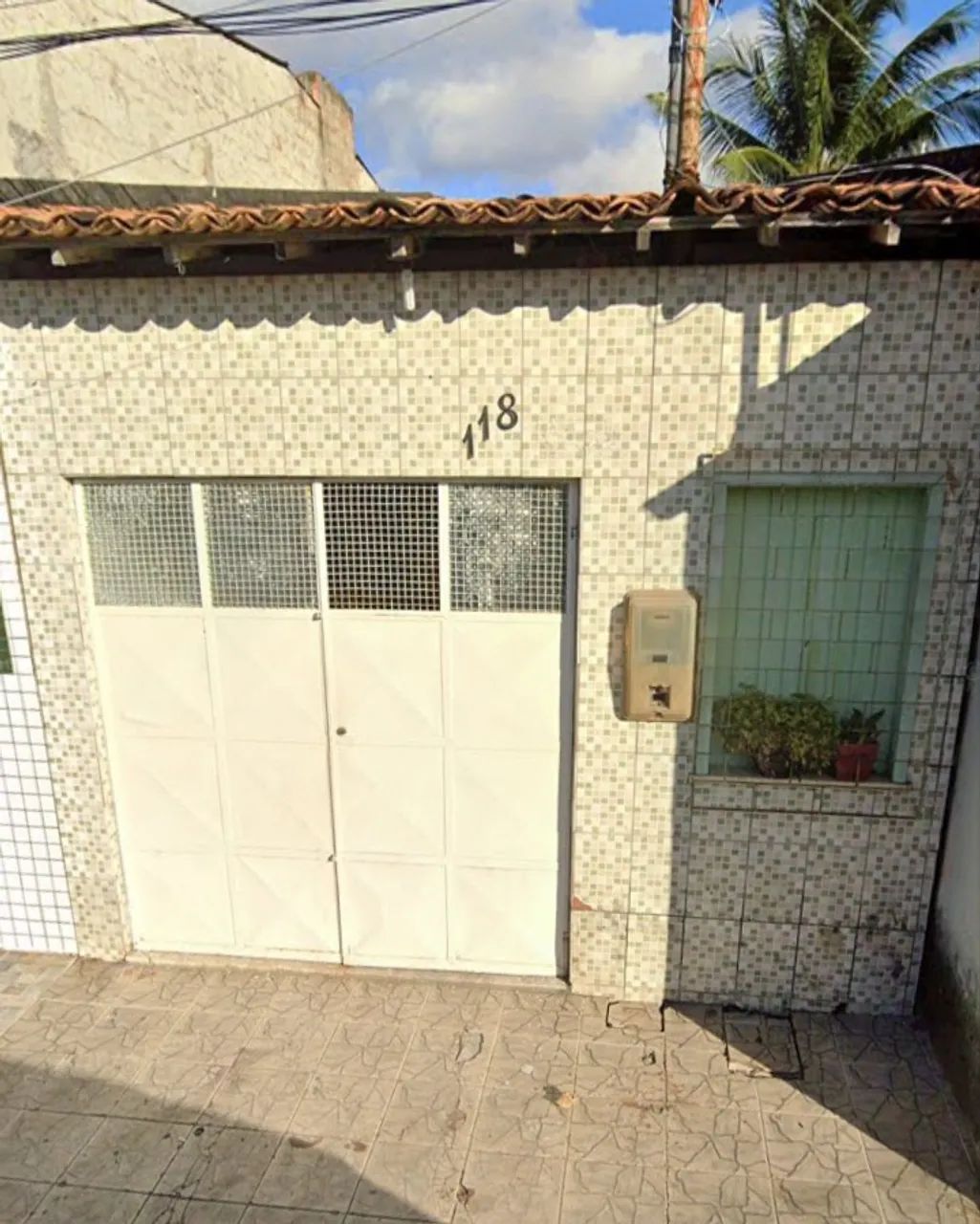 Casa 2/4 no Bugio próximo a avenida Centenário