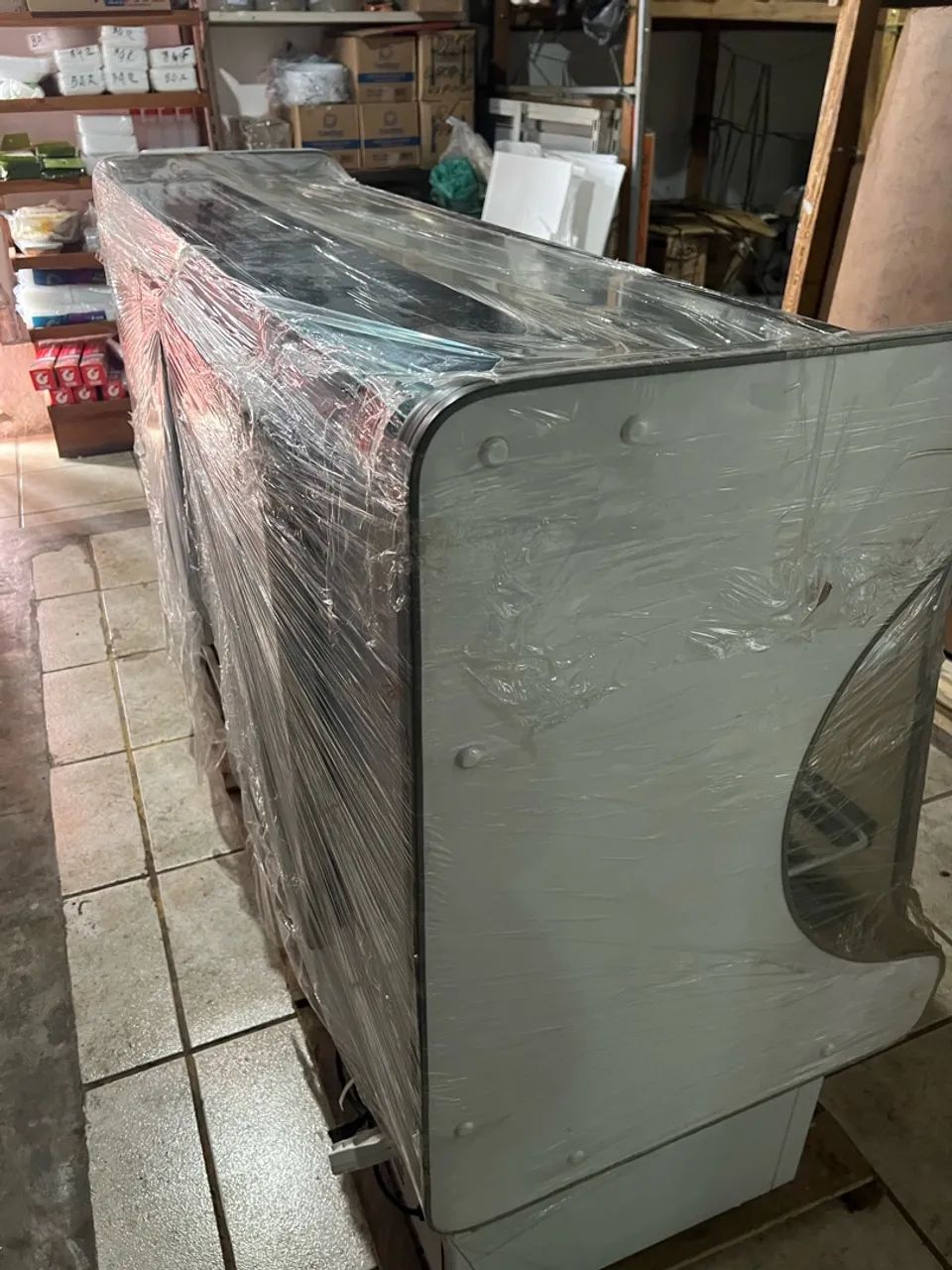 Balcão refrigerado na caixa, nunca usado - Foto 2