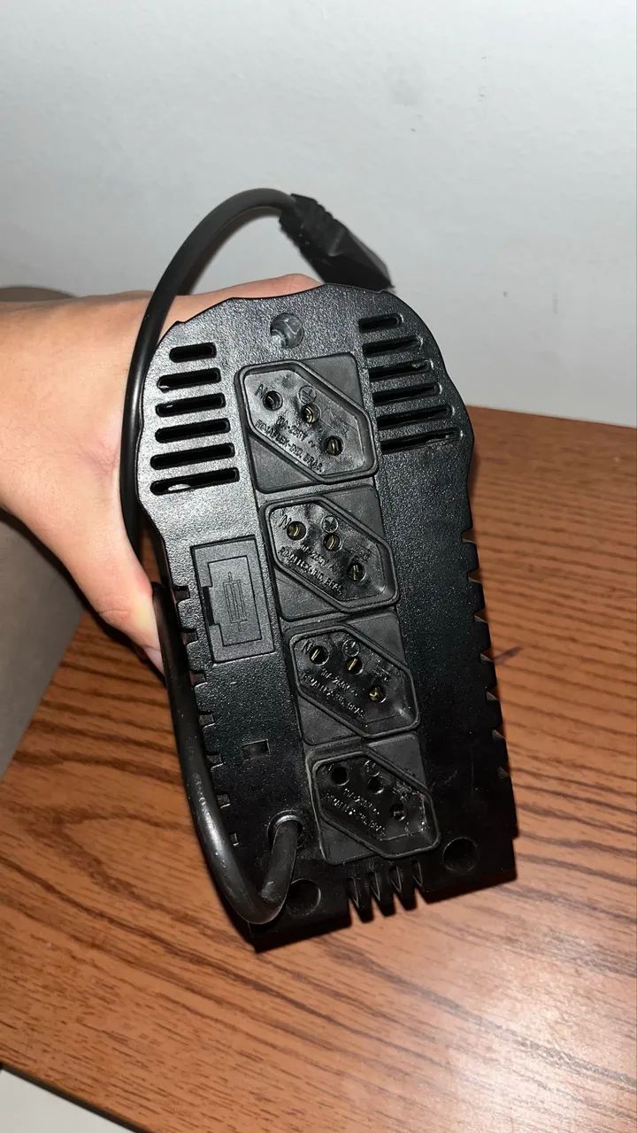 Estabilizador eletrodomésticos 