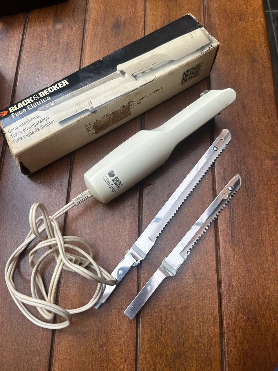 Faca elétrica Black and Decker