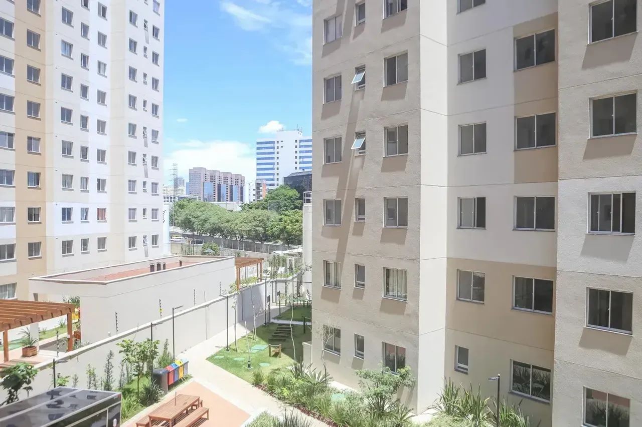 Imóvel para aluguel e venda tem 42 metros quadrados com 2 quartos