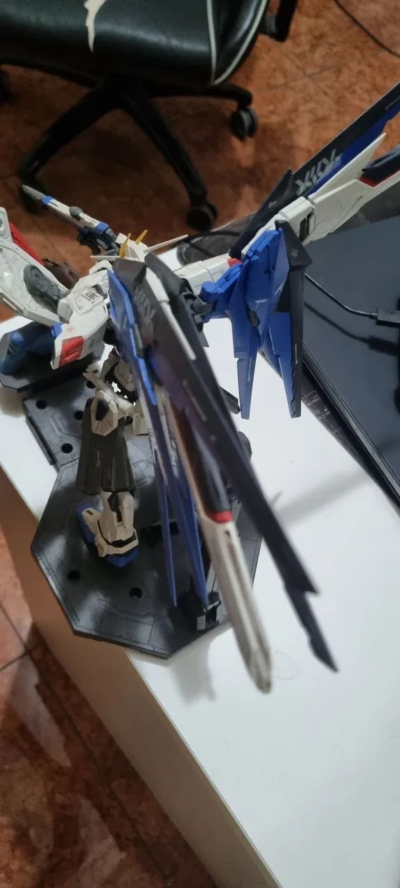 Gundam Freedom Mg Bandai - Foto 3