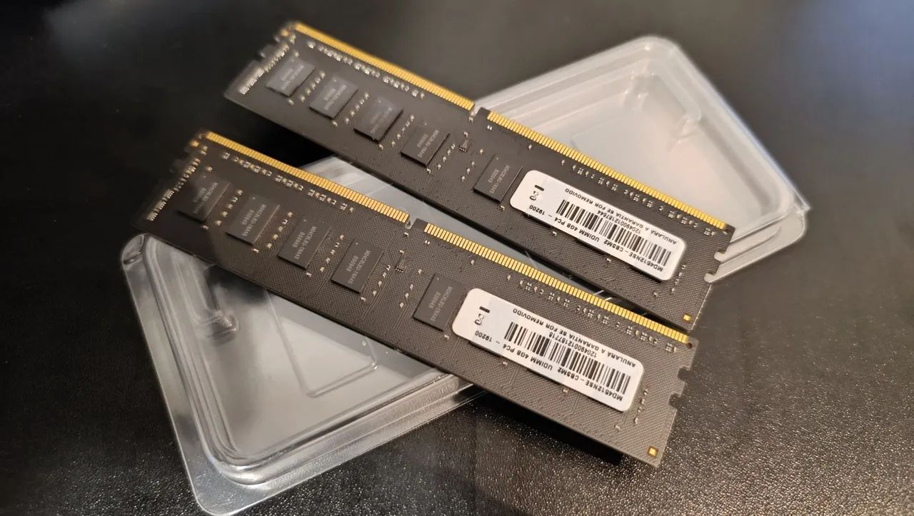 Memória RAM DDR4 ADATA 8GB (2x4GB)