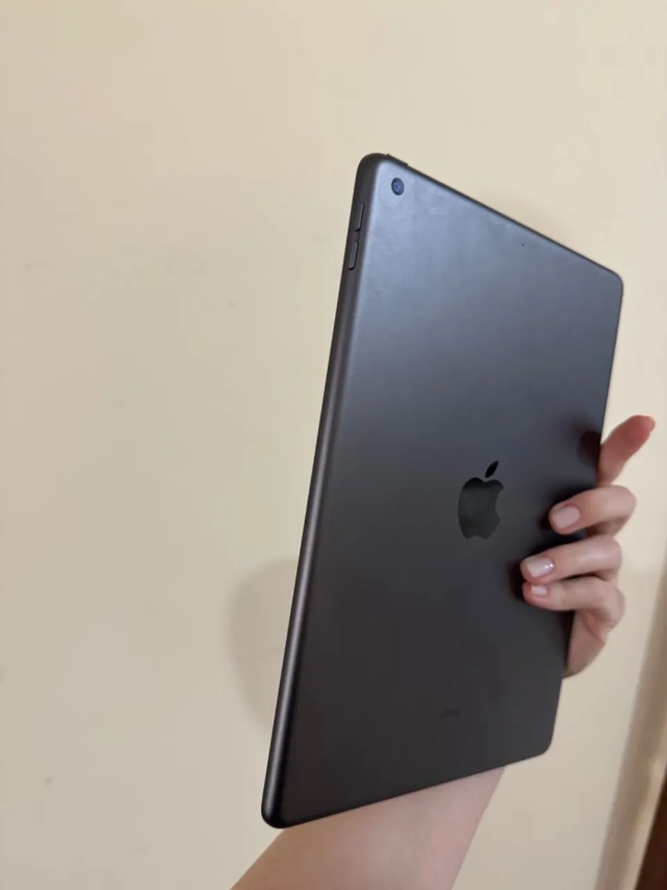 IPad 9ª geração - 64gb - Cinza Espacial  - Foto 5