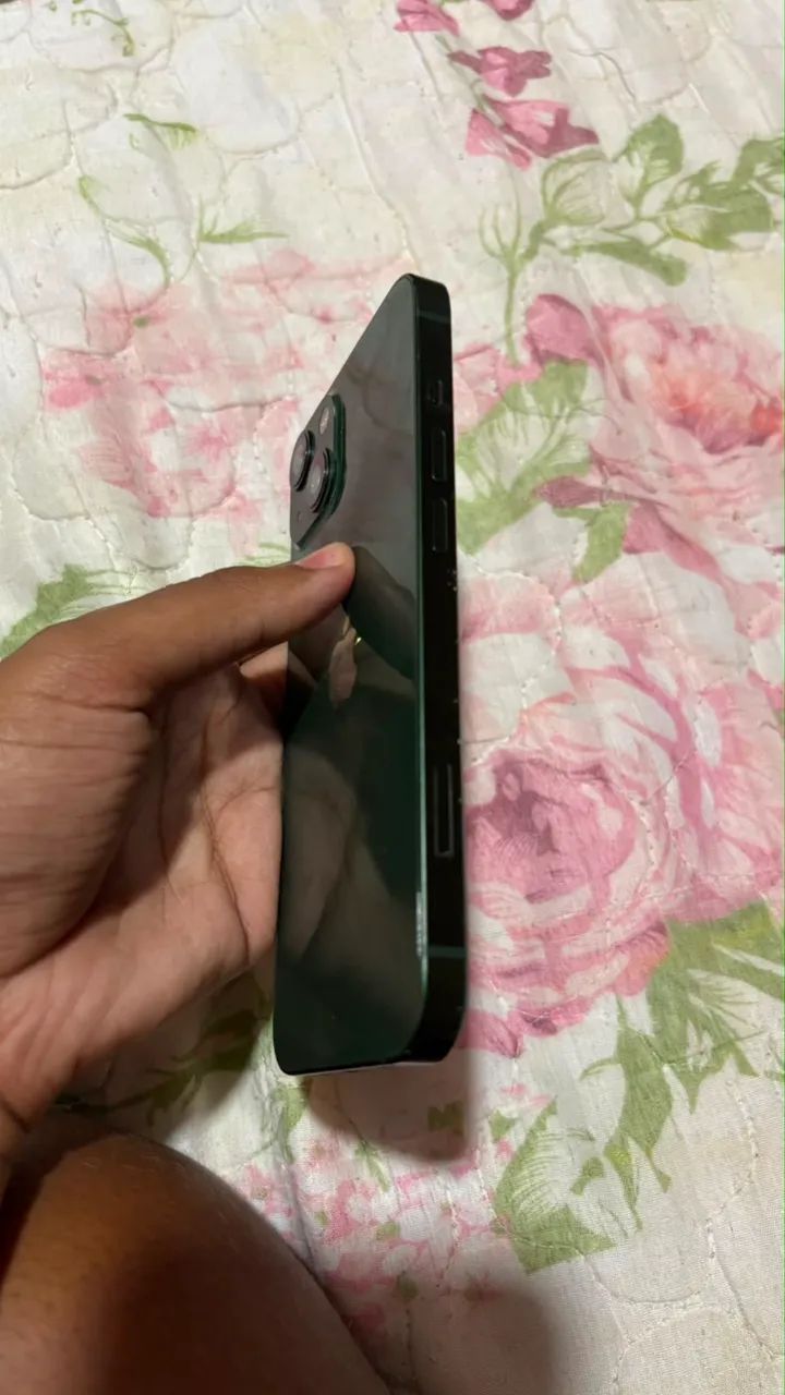 TROCO ESSE IPhone 13 no 12pro max 
