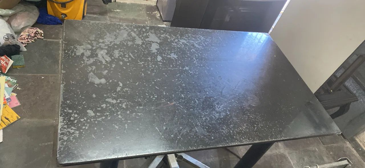 Mesa de granito com base de ferro  - Foto 2