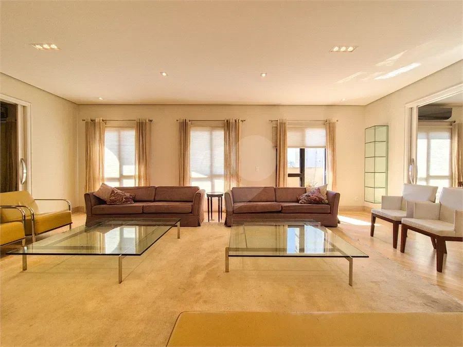 Exclusividade e Sofisticação em Moema | 313 m² | 3 Suítes | Totalmente Mobiliado - Foto 3