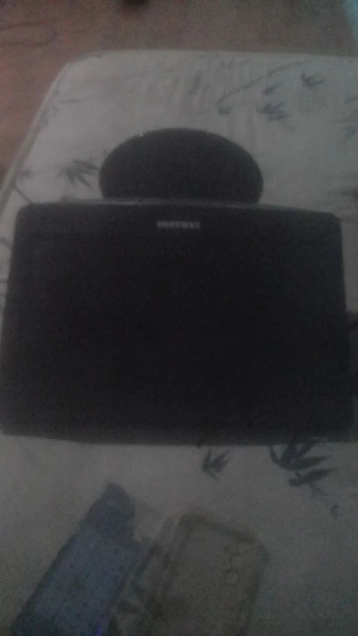 Vendo CPU e monitor..