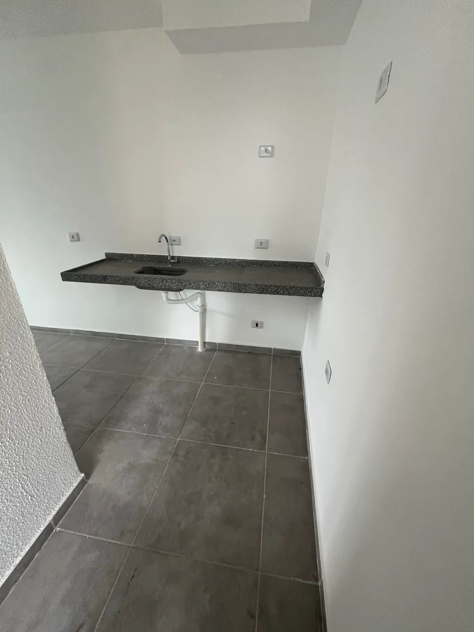 Alugo/Vendo - Apto Novo - Foto 5