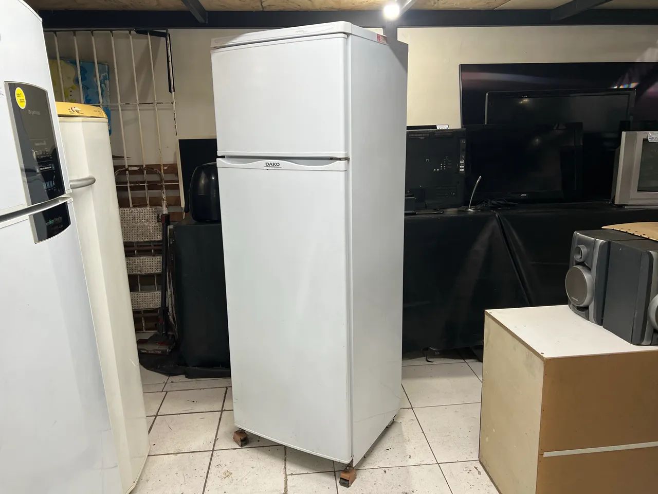 Geladeira Dako Equilíbrio 337L com Defeito  - Foto 4