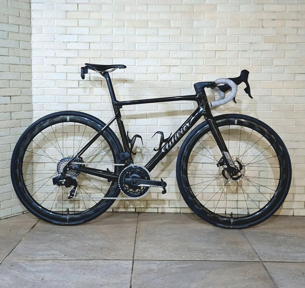 Wilier 0 SLR 