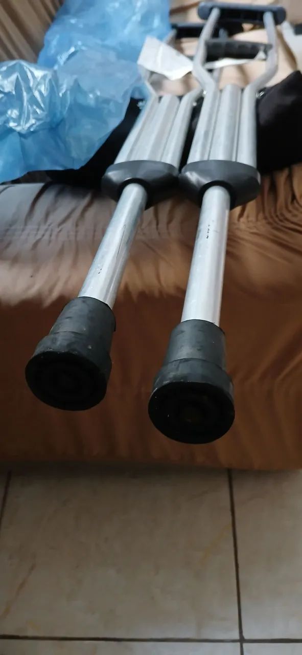 Muletas de inox - Foto 2