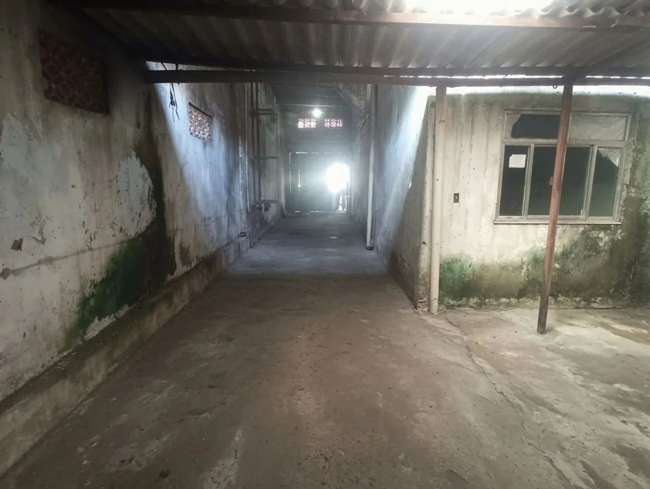 Prédio comercial com 3 unidades na Av.Itaguaí  - Foto 4