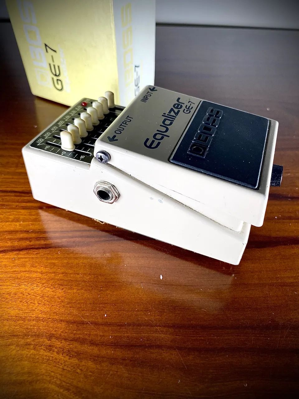 Pedal de guitarra Boss Equalizer Ge7 - Foto 4