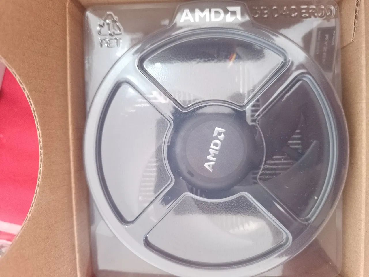 Processador AMD Ryzen 3 3200G - Foto 2