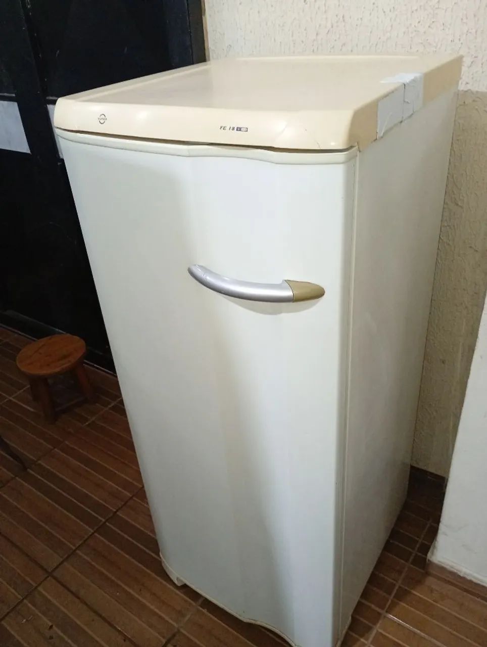 Frizer vertical Electrolux  - Foto 5